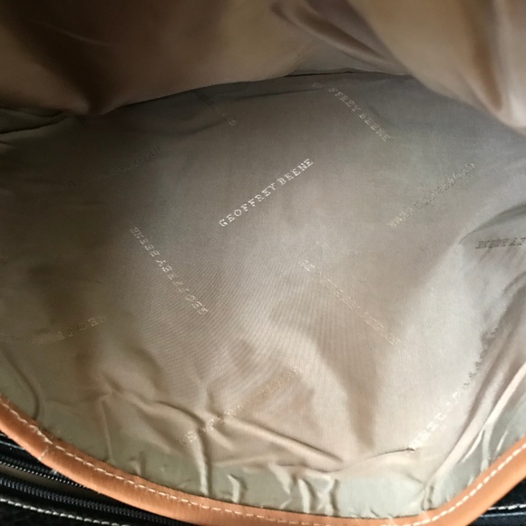 Geoffrey Beene Two-Tone Messenger  Briefcase Bag - Picture 5 of 8